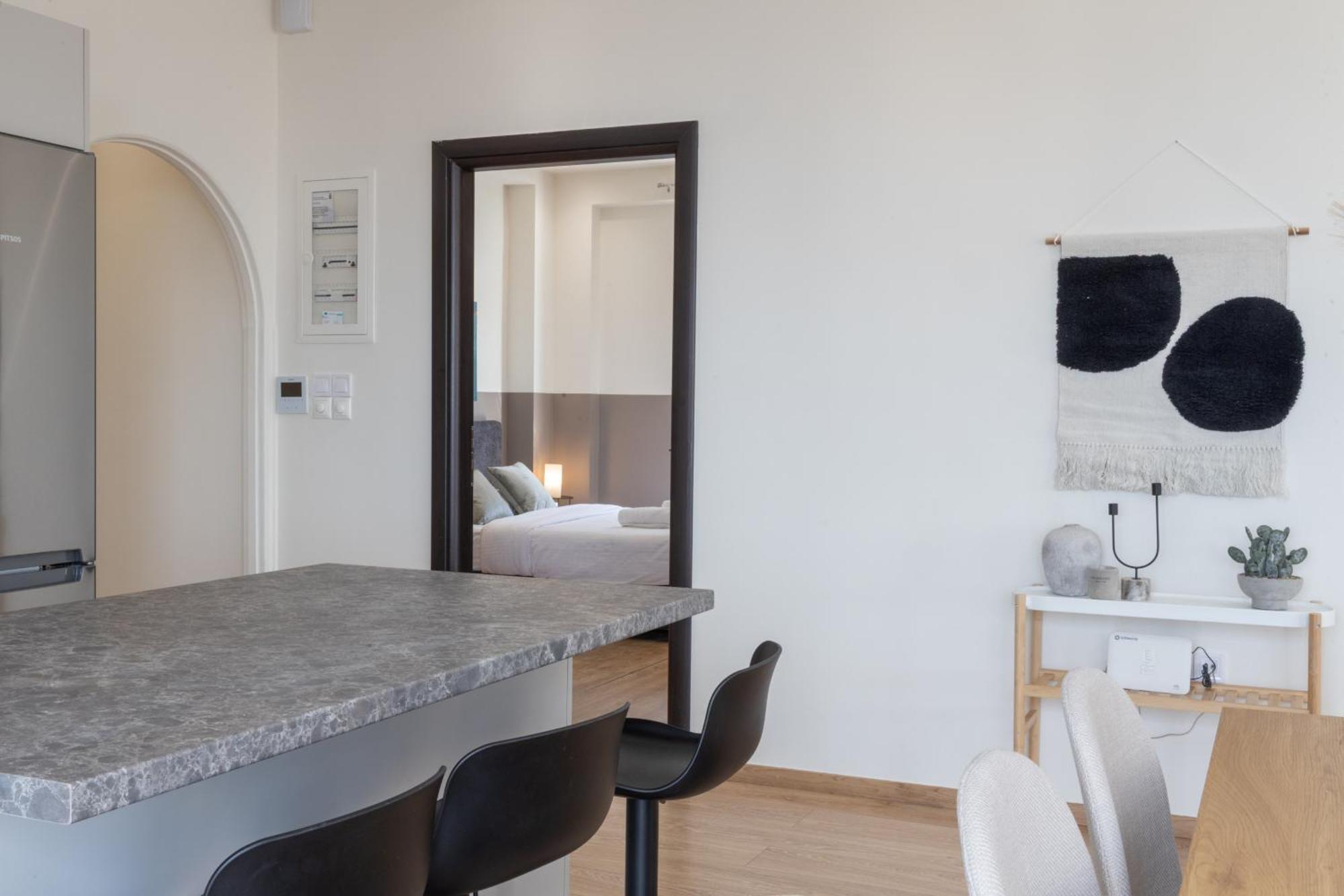 Luxurious 3-Bedroom Seaside Retreat Fully Renovated In 2025 Ateny Zewnętrze zdjęcie