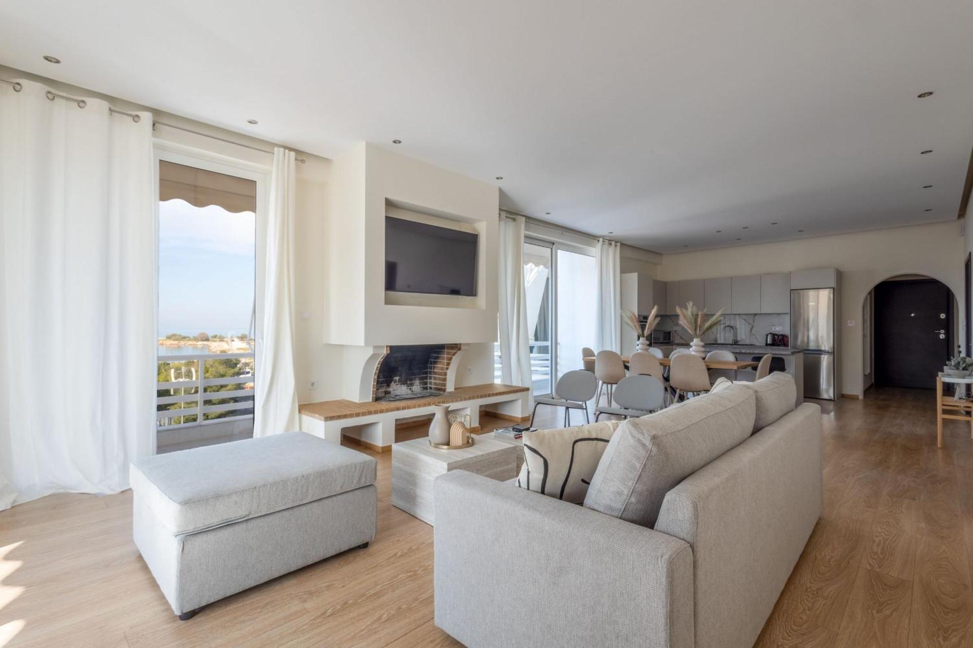 Luxurious 3-Bedroom Seaside Retreat Fully Renovated In 2025 Ateny Zewnętrze zdjęcie
